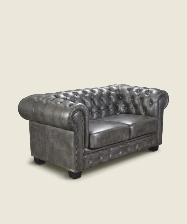 Καναπές Camden Chesterfield διθέσιος δερμάτινος σε χρώμα γκρι αντικέ