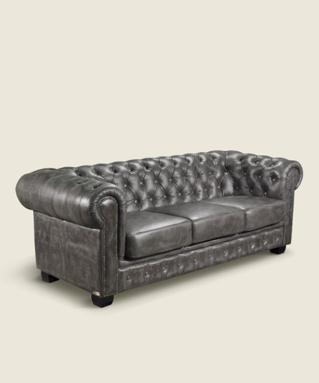 Καναπές Camden Chesterfield τριθέσιος δερμάτινος σε χρώμα γκρι αντικέ